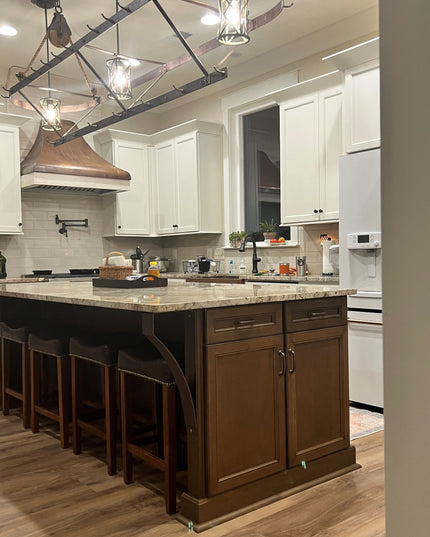 The Rochester Countertop and Desk Supports