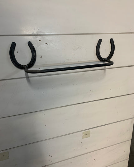 The Donahue Horseshoe Blanket & Towel Bar