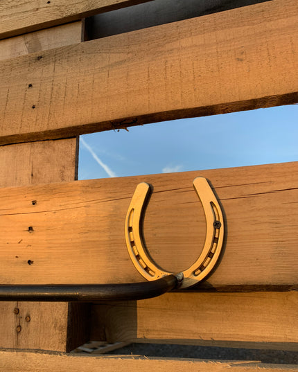 The Donahue Horseshoe Blanket & Towel Bar