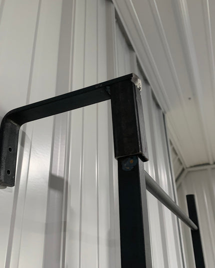 The Hal Standing Mounted Blanket Ladder