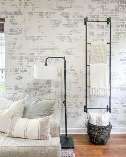 The Wall Mounted Ossit Ladder