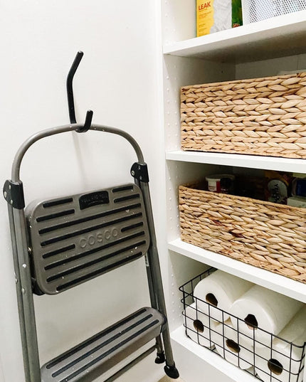 The Stewart 1/2" Wide Double Hook