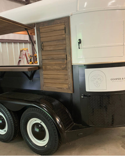 The Cortland 3" Shelf Bracket with Rivets