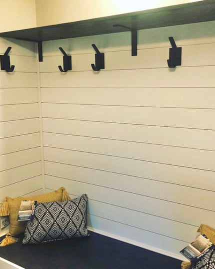 The Elizabeth Wall Hook