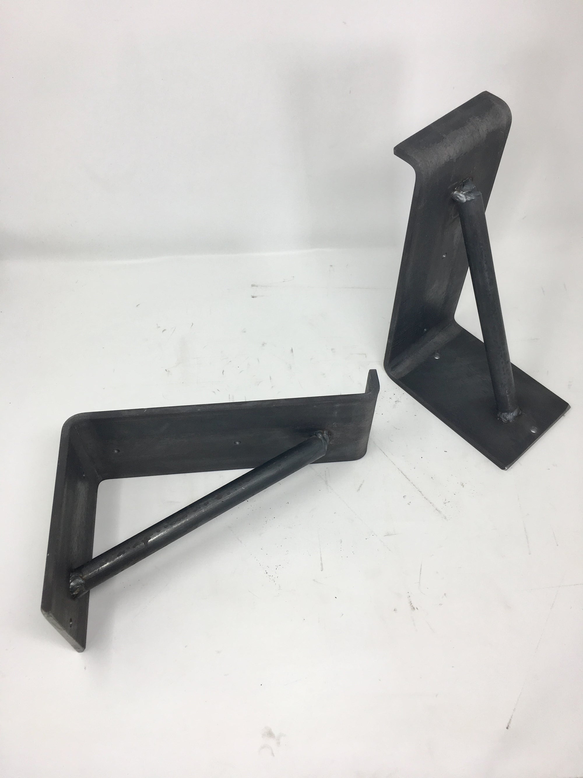 The Shaver Open Shelving Support