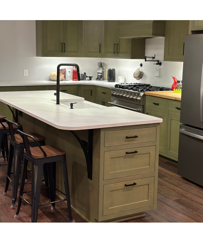 The DeOrdio Modern Industrial Countertop Bracket