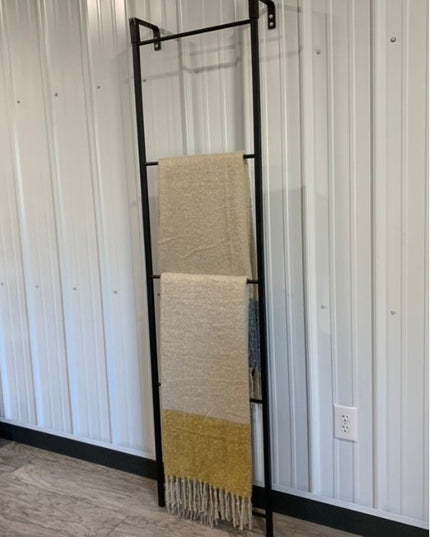 The Hal Standing Mounted Blanket Ladder