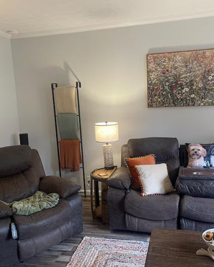 The Hal Standing Mounted Blanket Ladder