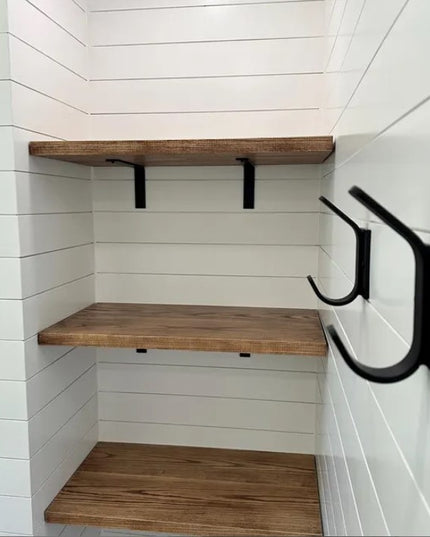 The Elizabeth Wall Hook