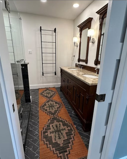 The Wall Mounted Ossit Ladder