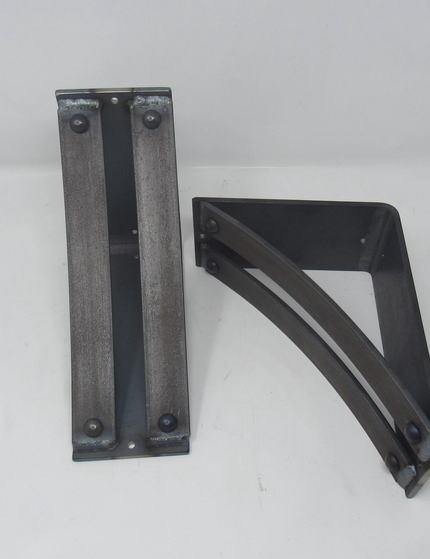 The Jamestown 4" Wide Shelf Bracket