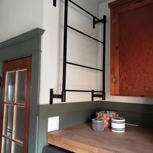 The Wall Mounted Ossit Ladder